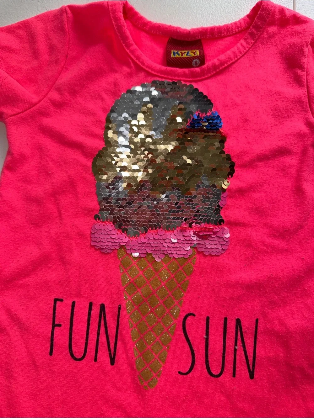 Kids Pink sequin ice cream graphic tee size 1 T0123